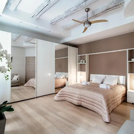 Heart & Soul Luxury Loft - The House Of Travelers *